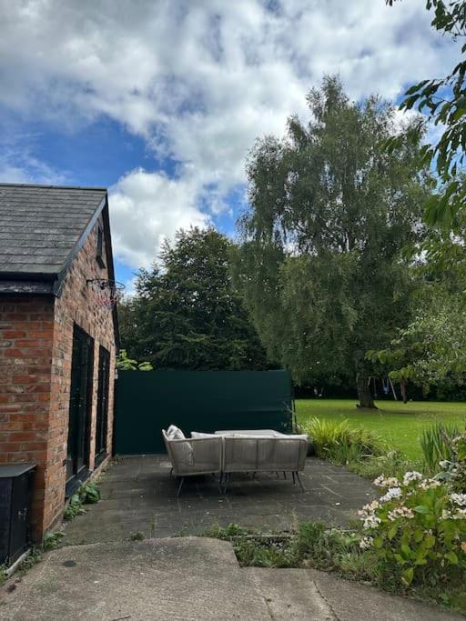 The Guesthouse At Old Vicarage Tarporley Eksteriør bilde